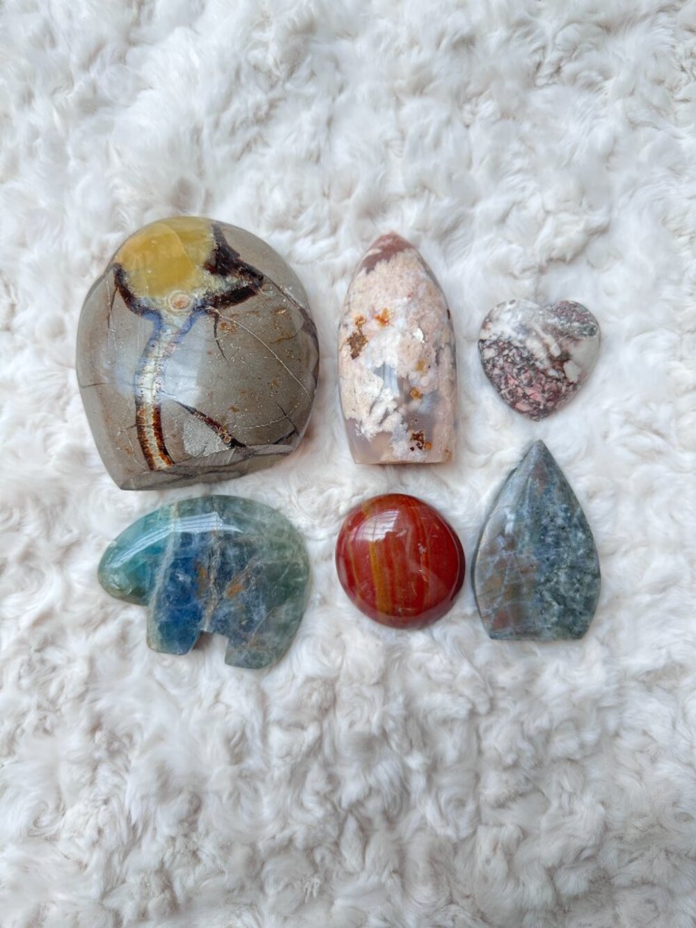 1KG Lot of Imperfect Crystal Misfits Bundle Set